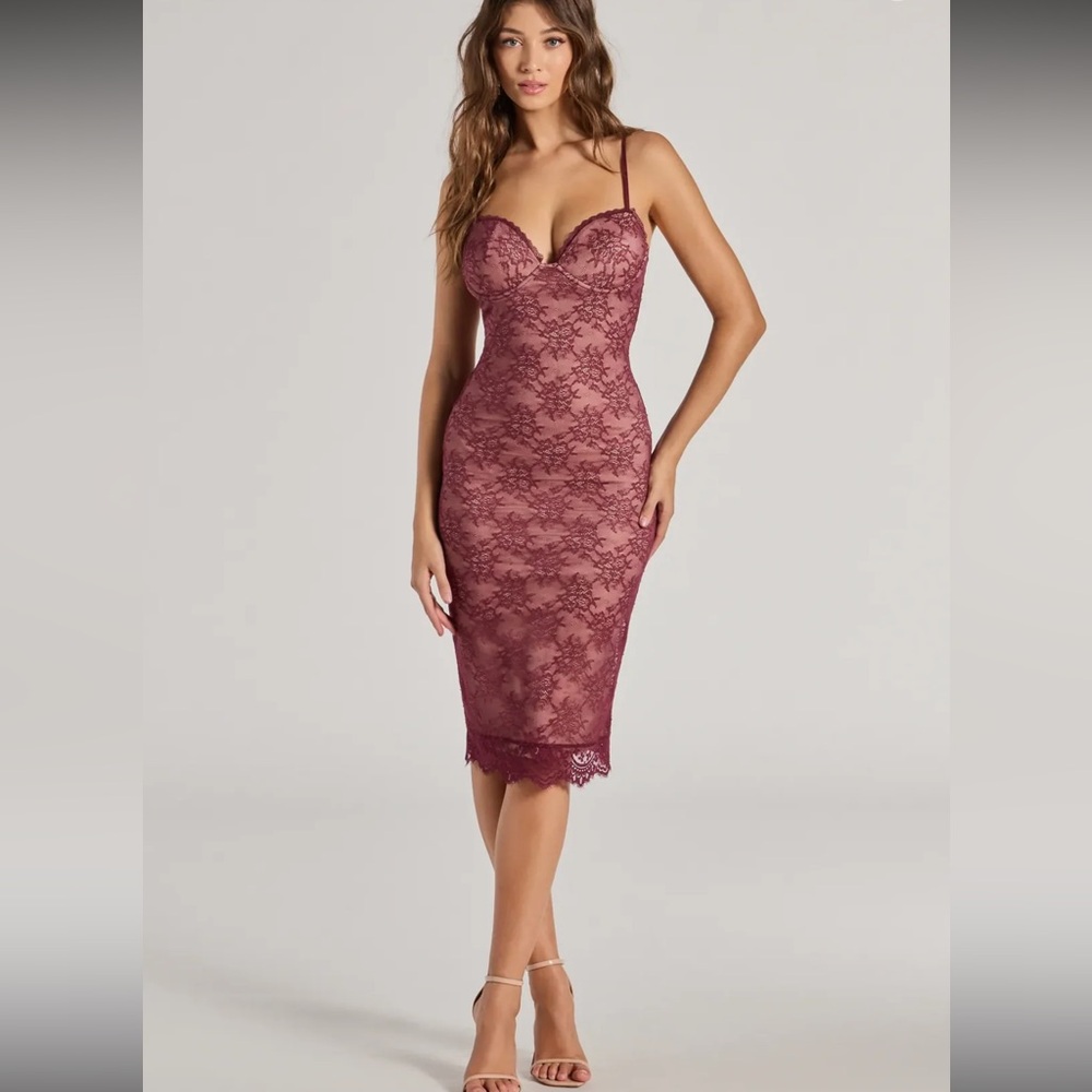 Windsor Burgundy Lace Trim Nude Lined Dress